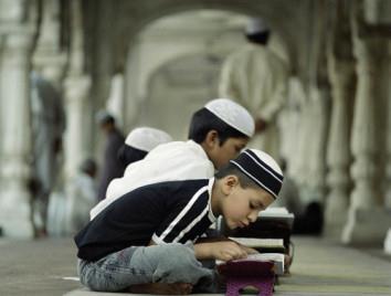 Little-boy-is-reading-Quran