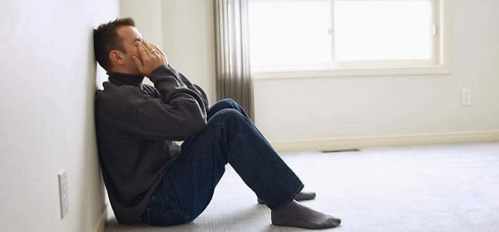 depressed-men-700x325