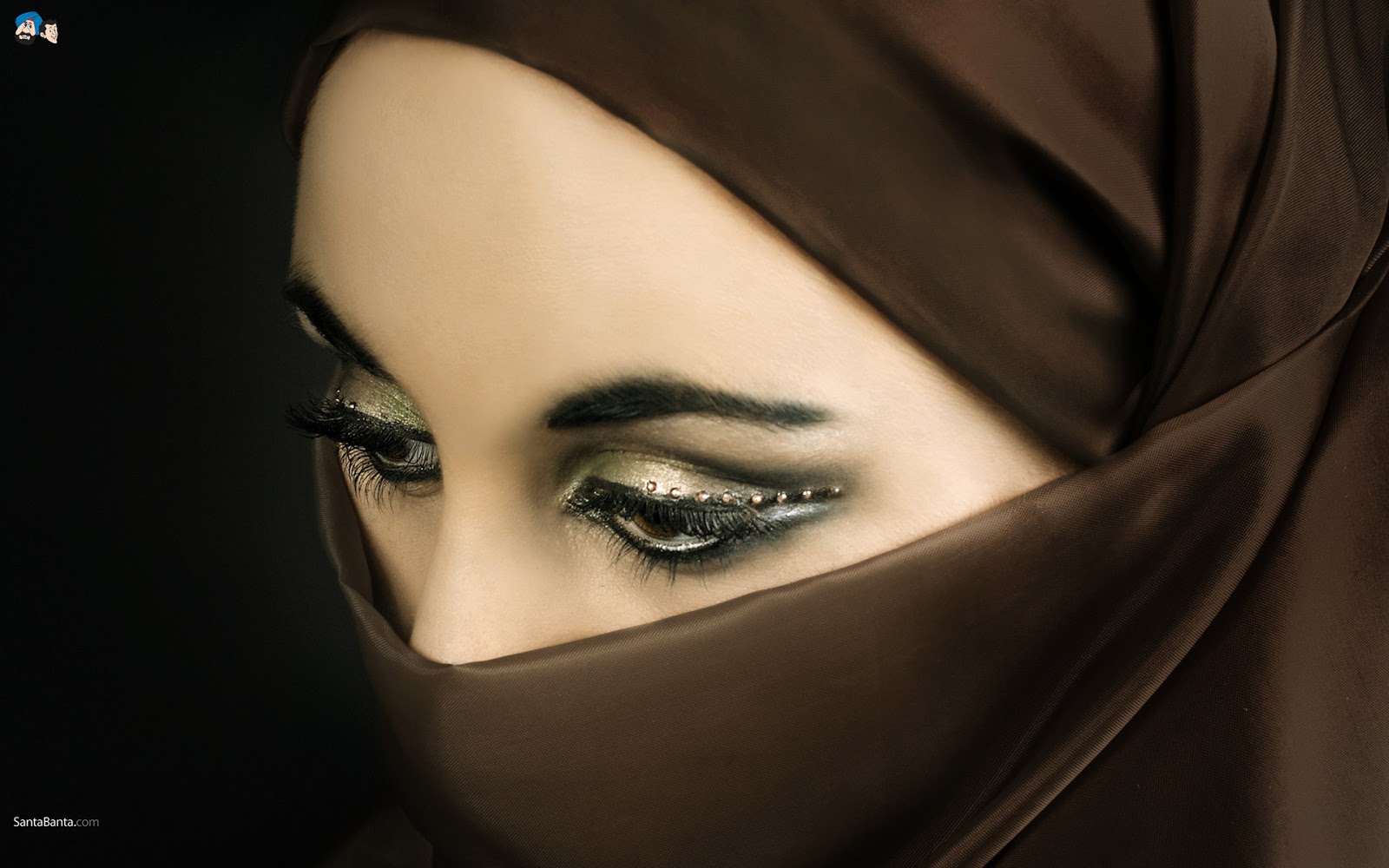 Wanita Muslimah Bercadar - Arab Woman In Hijab HD Wallpaper (1)